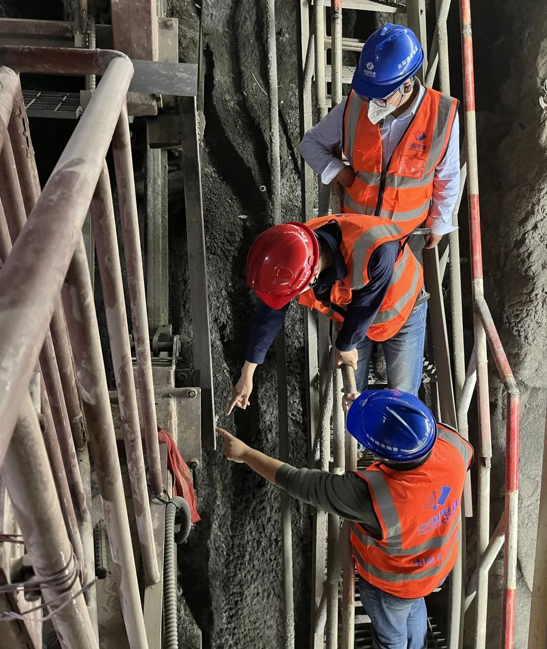 Une autre innovation : le projet de chariot anti-collision à arbre incliné de la centrale de pompage-turbinage de Yunyang Jianquan a été accepté avec succès