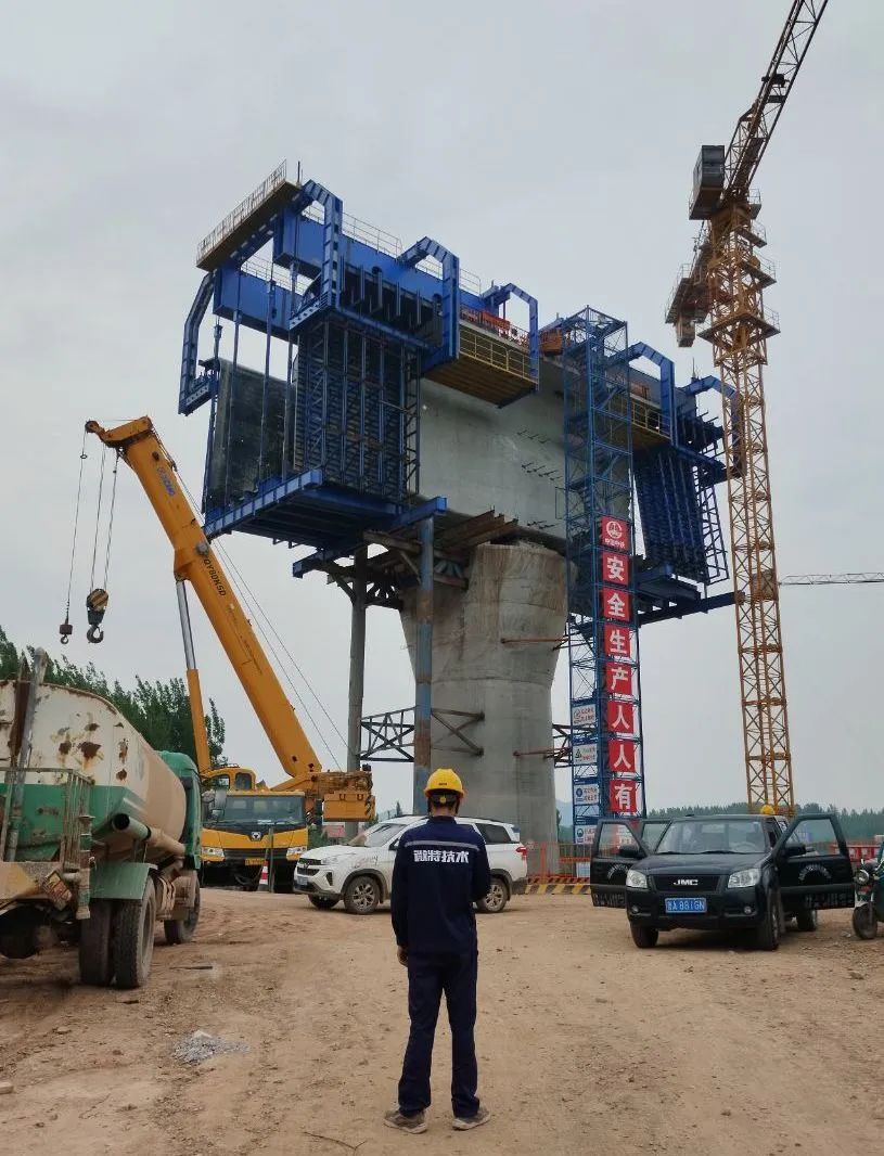 Le système d'information sur les machines de construction de ponts de Weite contribue à la construction du chemin de fer à grande vitesse de Weisu