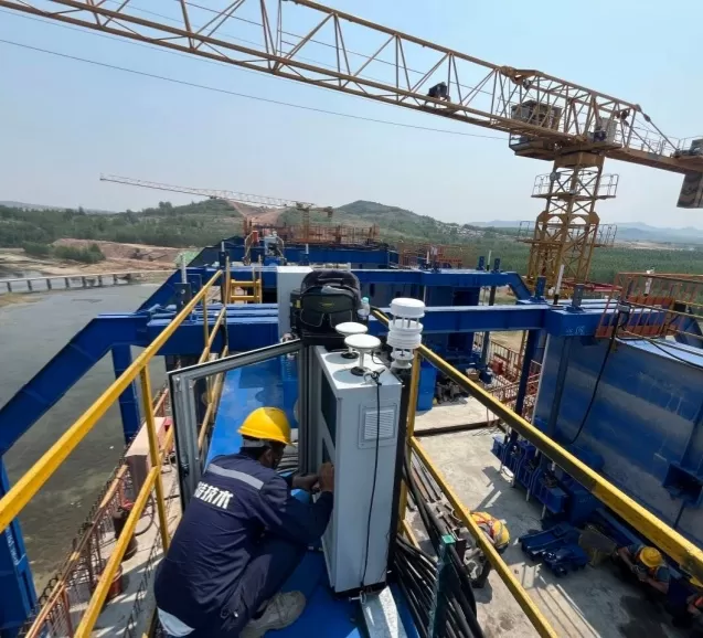 L'informatisation des machines de construction de ponts, le panier suspendu intelligent et d'autres solutions de WTAU ont été mis en œuvre dans la construction du chemin de fer à grande vitesse de Weisu.