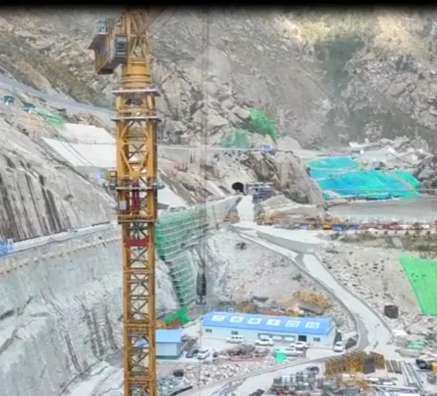 Le système anti-collision pour grues multi-tours de WTAU a été appliqué avec succès à un projet de centrale hydroélectrique de haute altitude au Tibet.